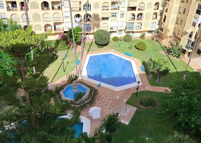 Diamond Room Centre Fuengirola 2