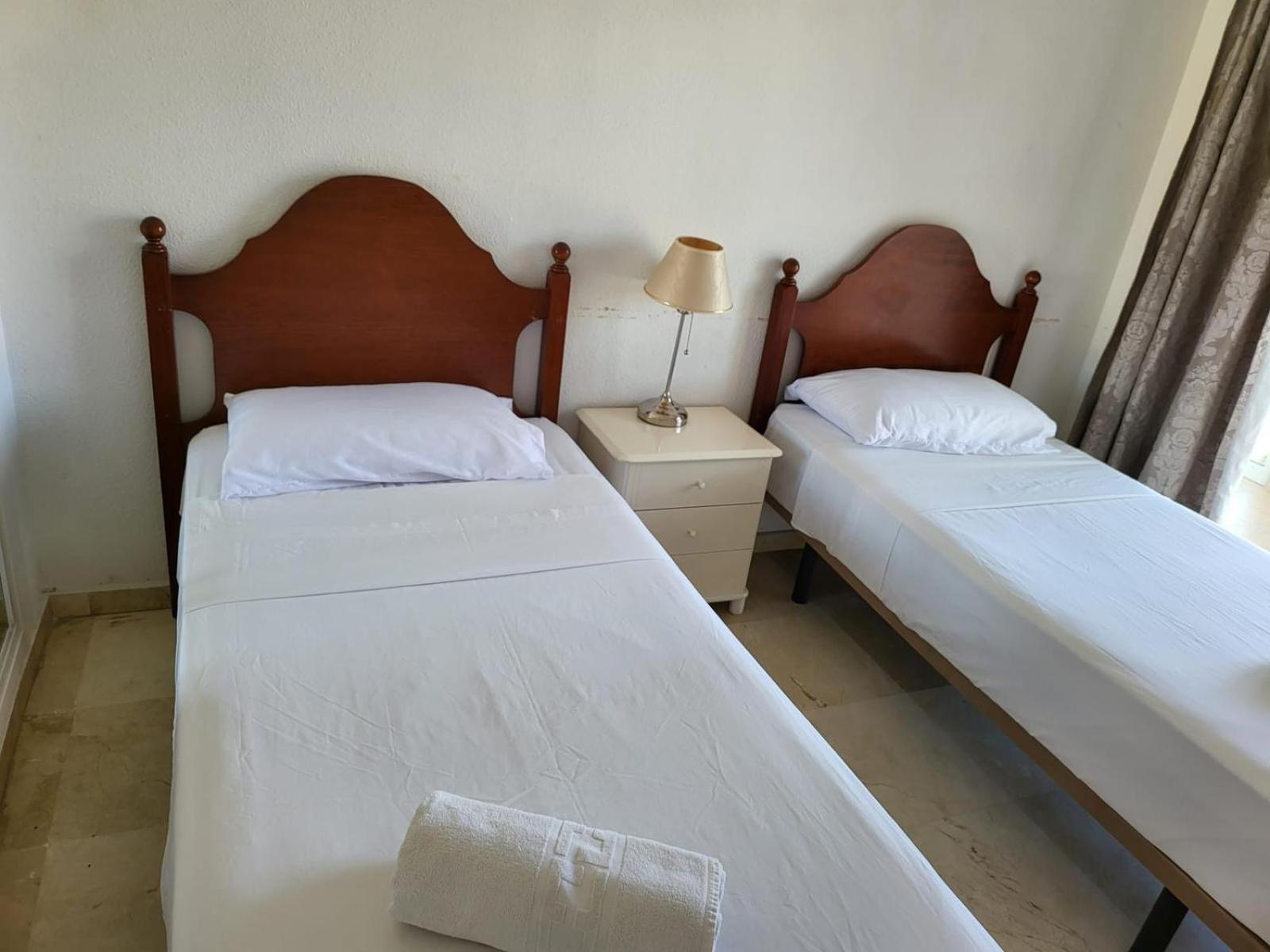 Diamond Centre Fuengirola 2 Homestay