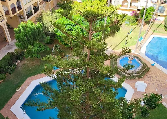 Diamond Room Centre Fuengirola 2